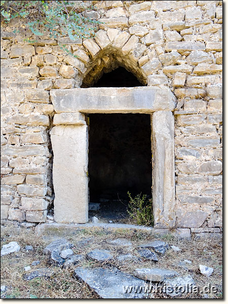 Karawanserei Kargi-Han in Pamphylien - Zugang zu den Räumen auf der Ostseite der Karawanserei