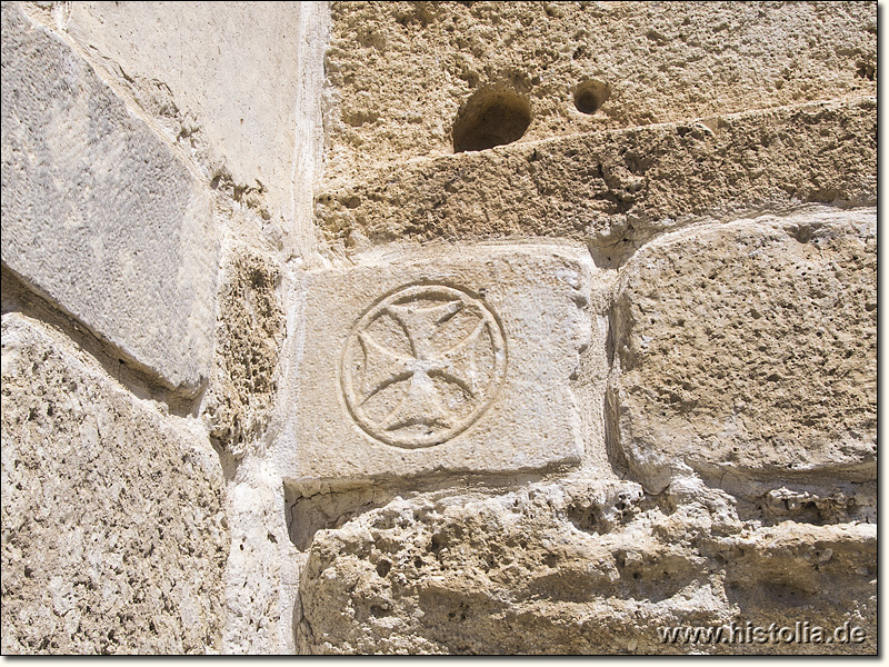 Karawanserei Obruk-Han in Lykaonien - Verbaute Spolie mit byzantinisch/christlichem Kreuzsymbol