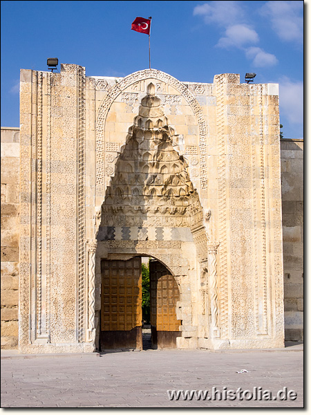 Karawanserei Sultan-Han in Lykaonien - Das Hauptportal der Karawanserei Sultan-Han