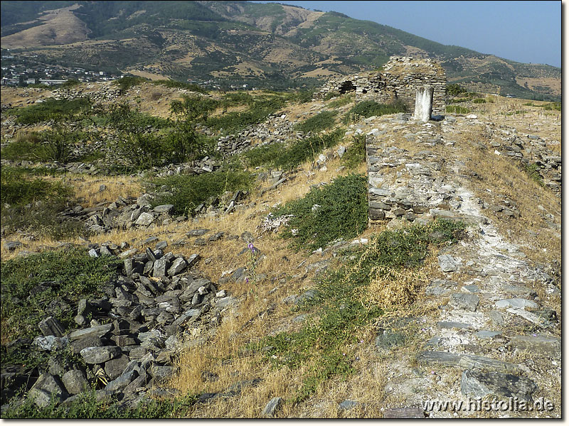 Antiochia ad Maeandrum in Karien - Festungsmauer und Festungsturm der Akropolis-Festung von Antiochia ad Maeandrum