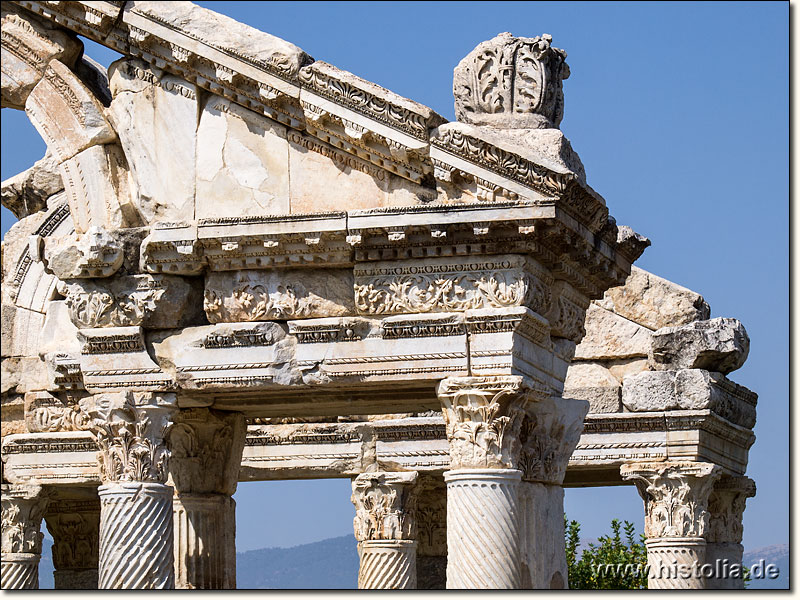 Aphrodisias in Karien - Das Tetrapylon von Aphrodisias