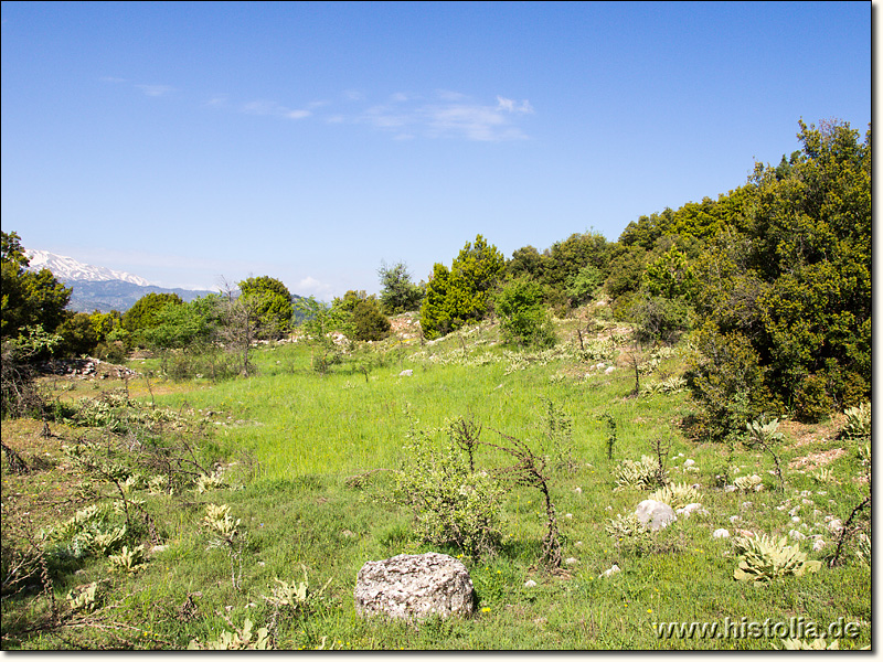 Bubon in Karien - Die Agora am Südhang des Siedlungshügels, Blick nach Westen