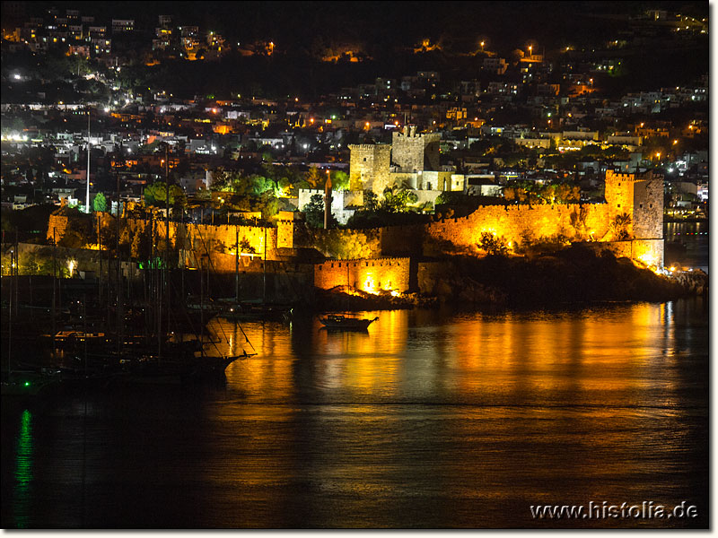 Halikarnassos in Karien - Nachtansicht der Festung 'St.Peter' von Halikarnassos / Bodrum