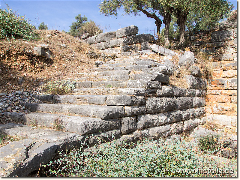 Iassos in Karien - Treppenaufgang zum römischen Theater von Iassos