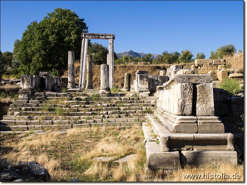 Lagina in Karien - Monumentaler Porticus zum Tempelbezirk des Hekate-Heiligtums