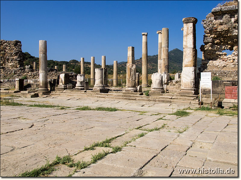 Magnesia in Karien - Der Porticus zur Agora von Magnesia