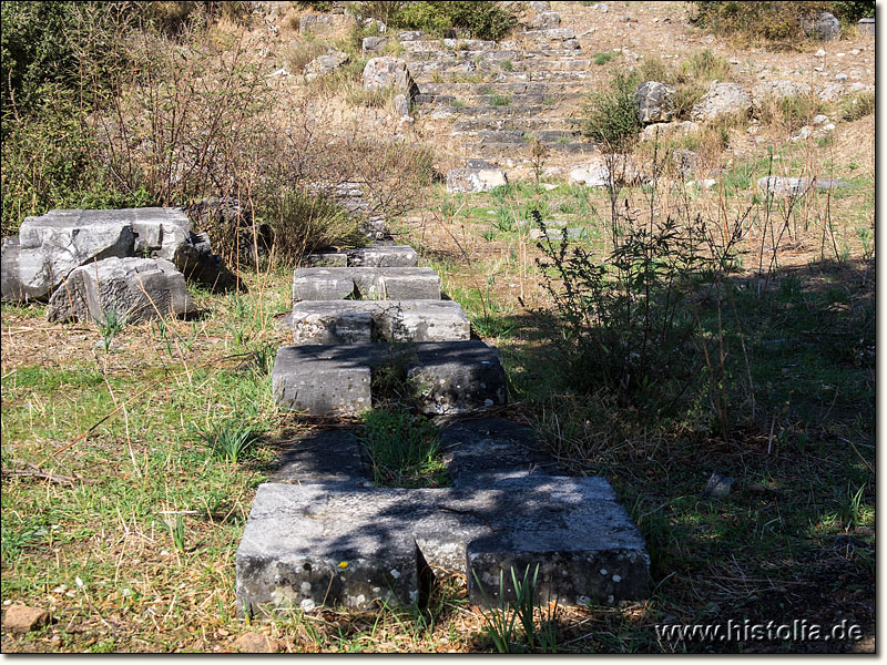 Priene in Karien - Startanlage / Startblöcke am Westende des Stadions von Priene