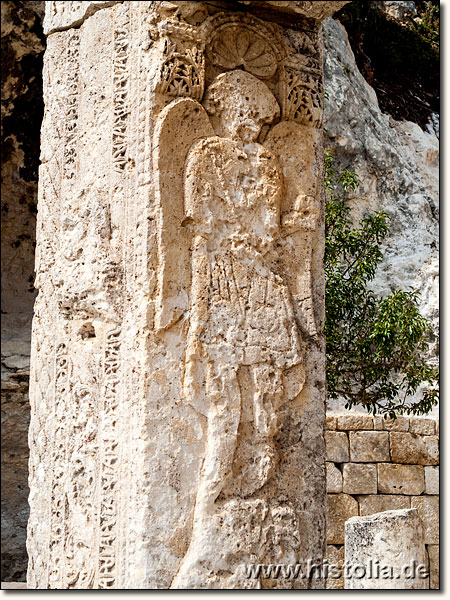 Alahan in Kilikien - Reliefs im Portal der West-Kirche