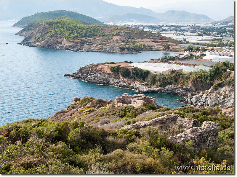 Arsinoë in Kilikien - Blick über die Ruinen zum alten Hafen