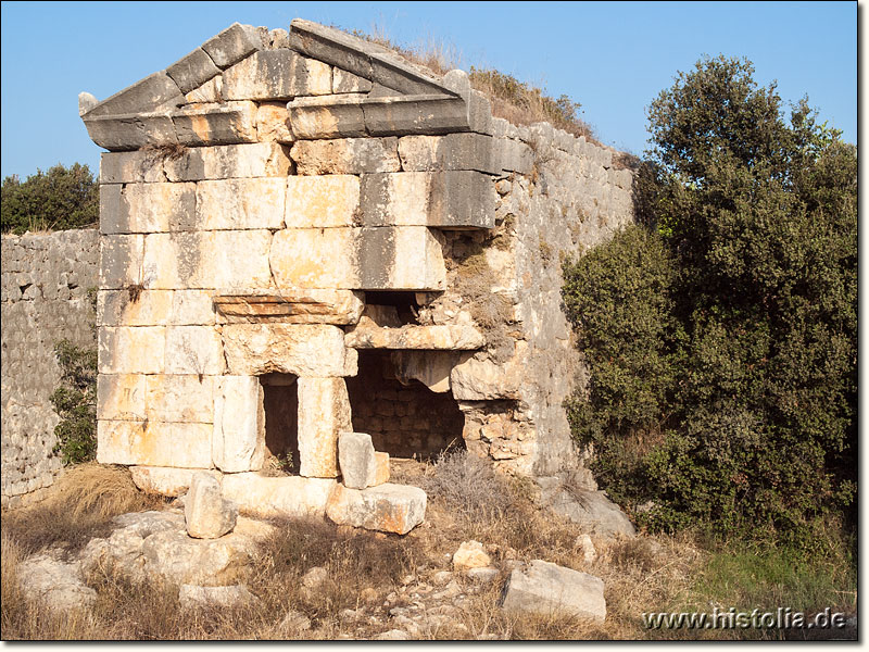 Elaiussa-Sebaste in Kilikien - Grabhäuser in der Nord-Nekropole von Elaiussa-Sebaste