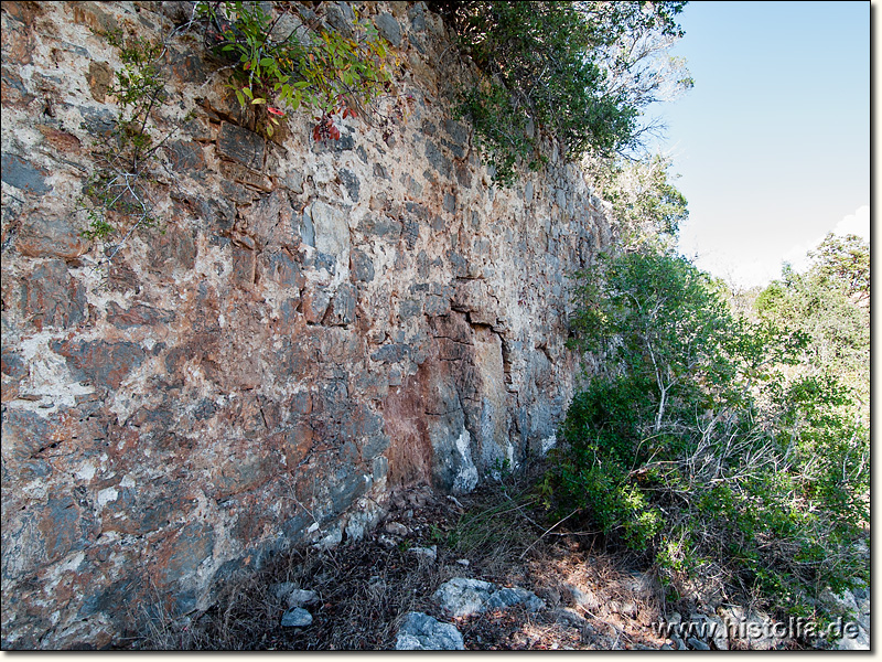Kestros in Kilikien - großen Stützwand zur Terassierung im Nord-Ost-Bereich von Kestros