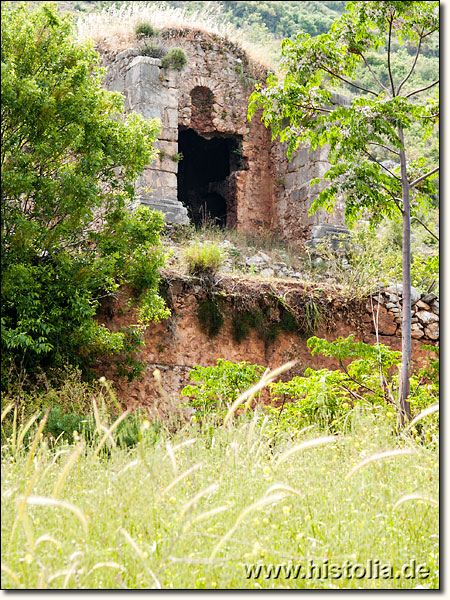 Selinus in Kilikien - großer Grabbau in der Nekropole