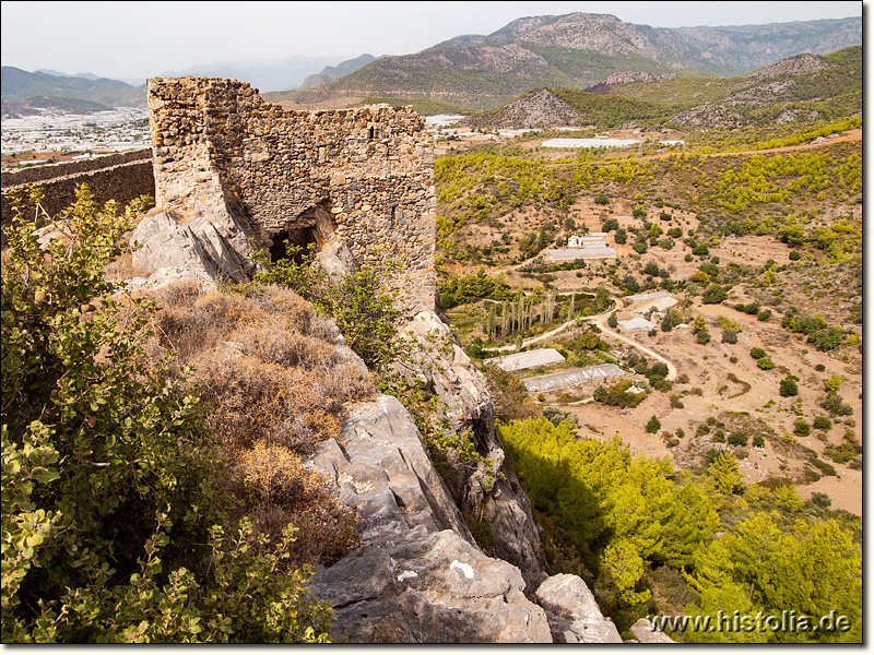 Softa-Kalesi in Kilikien -Blick auf die Befestigungsanlagen der Bastion am Nord/West-Ende