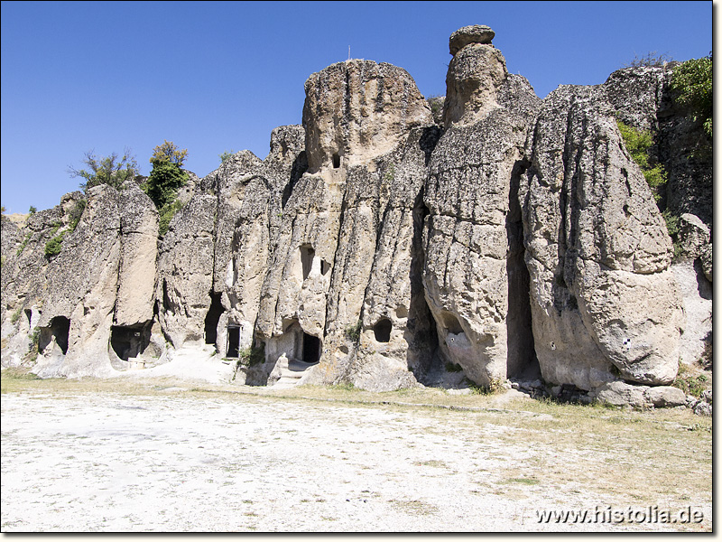 Kilistra in Lykaonien - Die südlichen Klippen von Kilistra; auch mit Wohnhöhlen