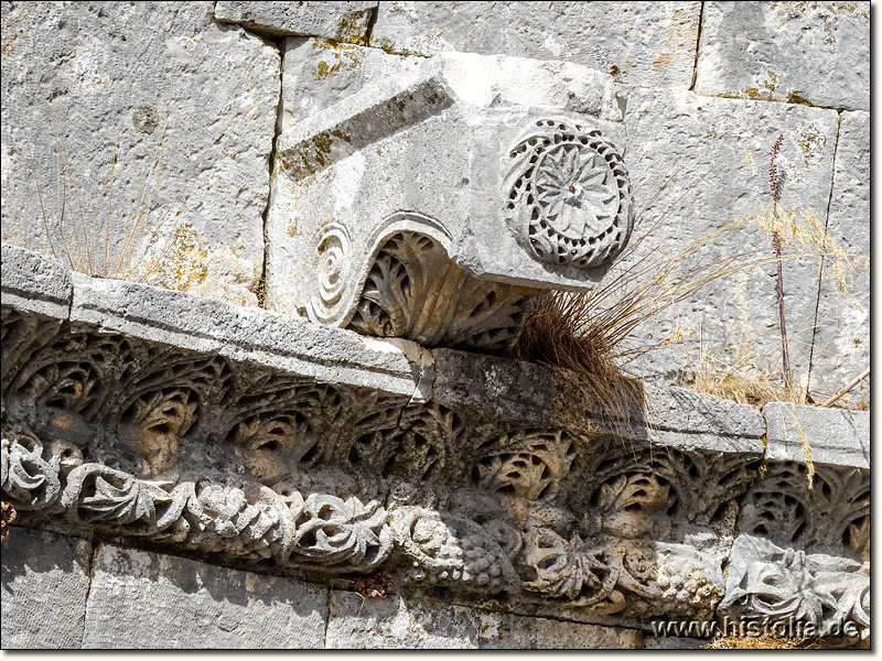 Akalissos in Lykien - Verzierter Lampen- oder Gebälkhalter aus einem Nebenraum der Basilika