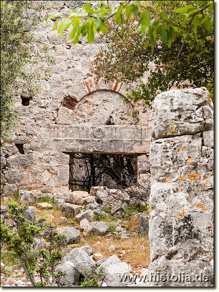 Apollonia in Lykien - Eingang zur byzantinischen Basilika