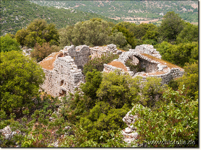 Apollonia in Lykien - Die byzantinische Basilika von der Akropolis gesehen