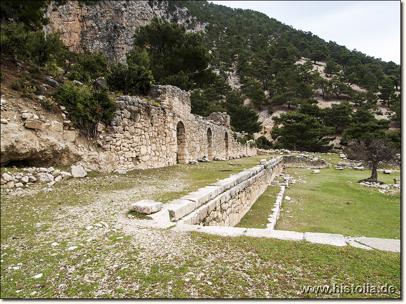 Arykanda in Lykien - Die Agora und die Eingänge zum Odeon