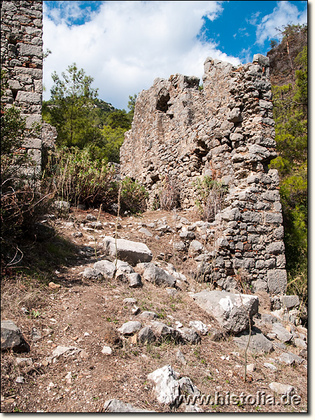 Chimera in Lykien - Mauerreste der großen, byzantinischen Basilika