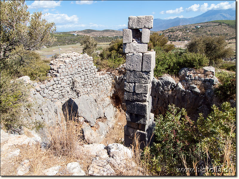 Patara in Lykien - Eine große Zisterne auf dem 'Theaterhügel' oberhalb des Theaters von Patara