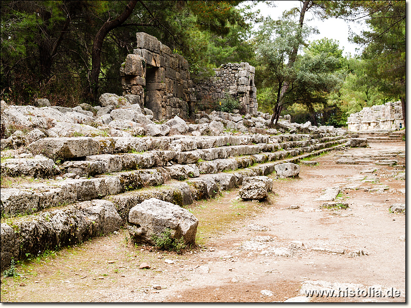 Phaselis in Lykien - Agora des Domitian mit Geschäftshäusern