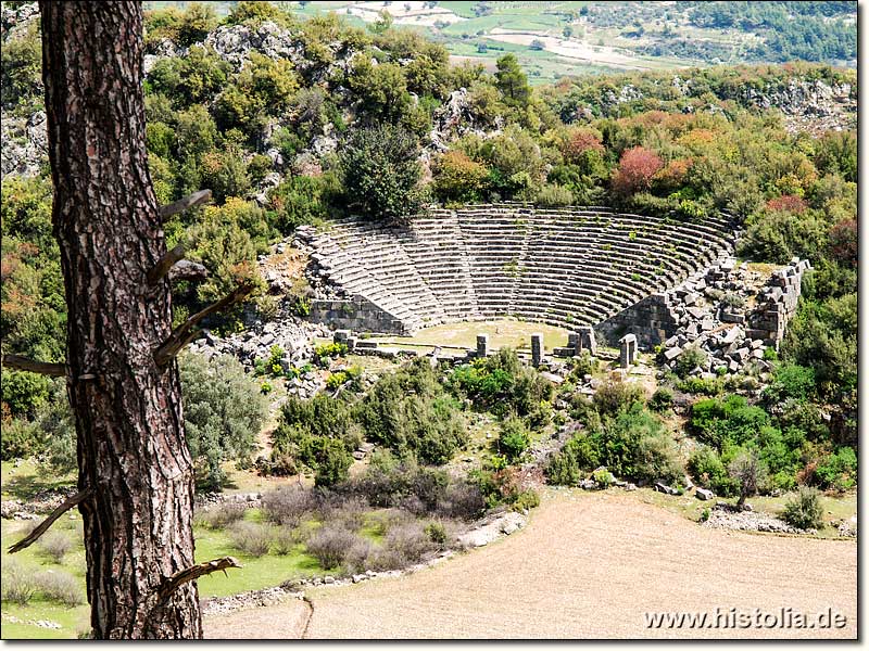 Pinara in Lykien - Blick auf das Theater von der unteren Akropolis