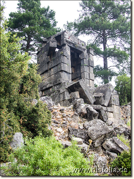 Pinara in Lykien - Wachturm, von dem das westliche Flußtal überblickt werden kann