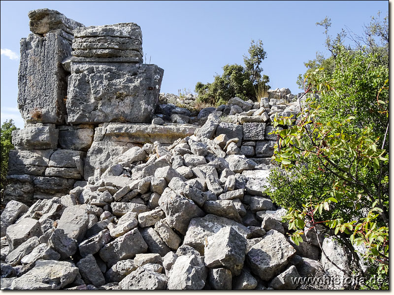 Tüse in Lykien - Reste eines Wachturms im Nordosten des Akropolis-Hügels