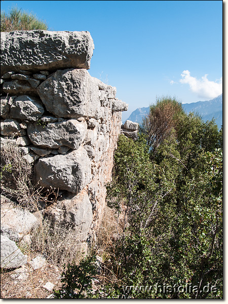 Typallia in Lykien - Turmartiges Gebäude am steilen Süd-Hang von Typallia