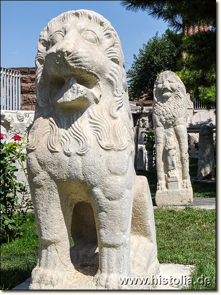 Museum von Konya - Löwen-Statuen, die einst einen Eingang eines Temples bewachten