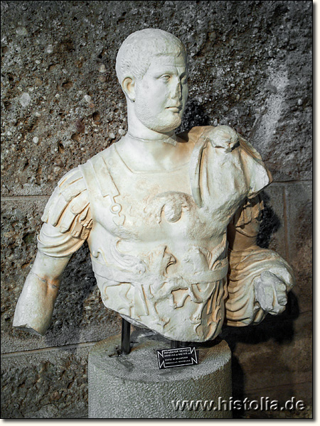 Museum von Side - Torso einer Kaiser-Statue