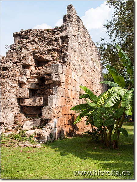 Attaleia in Pamphylien - Stadtmauer an der Ostseite der Altstadt