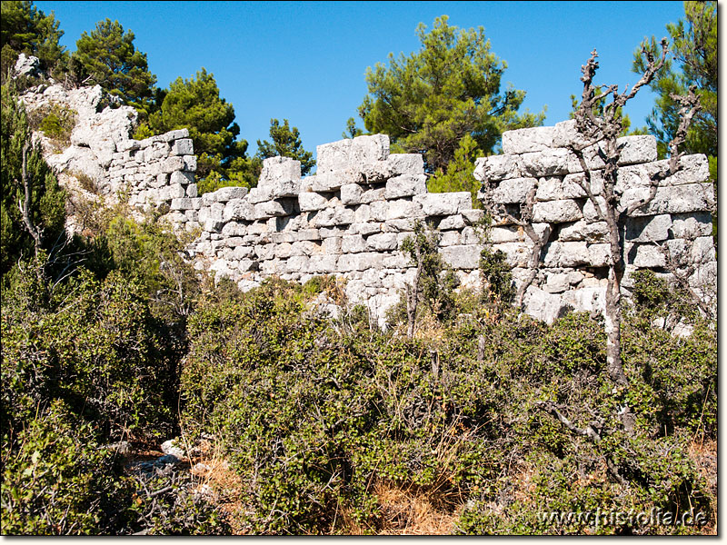 Etenna in Pamphylien - Reste der Stadtmauer auf der Ostseite