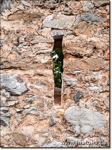 Kizilcasehir-Kalesi in Pamphylien - Fensterkonstruktion in der Zitadelle der Festung 'Kizilcasehir-Kalesi'