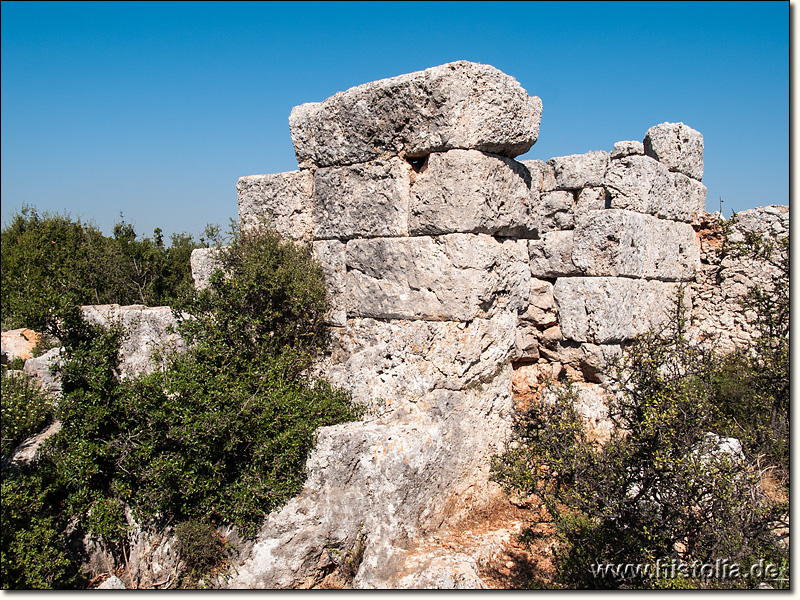 Lyrboton-Kome in Pamphylien - Kleiner, massiver Tempel im westlichen Stadtgebiet