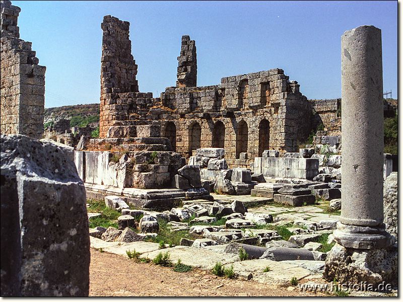 Perge in Pamphylien - hellenistisches Stadttor