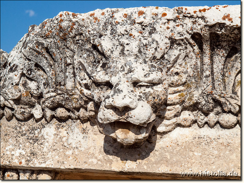Antiochia in Pisidien - Löwenkopf als Wasserspeier in einem Architravstein eines Tempels