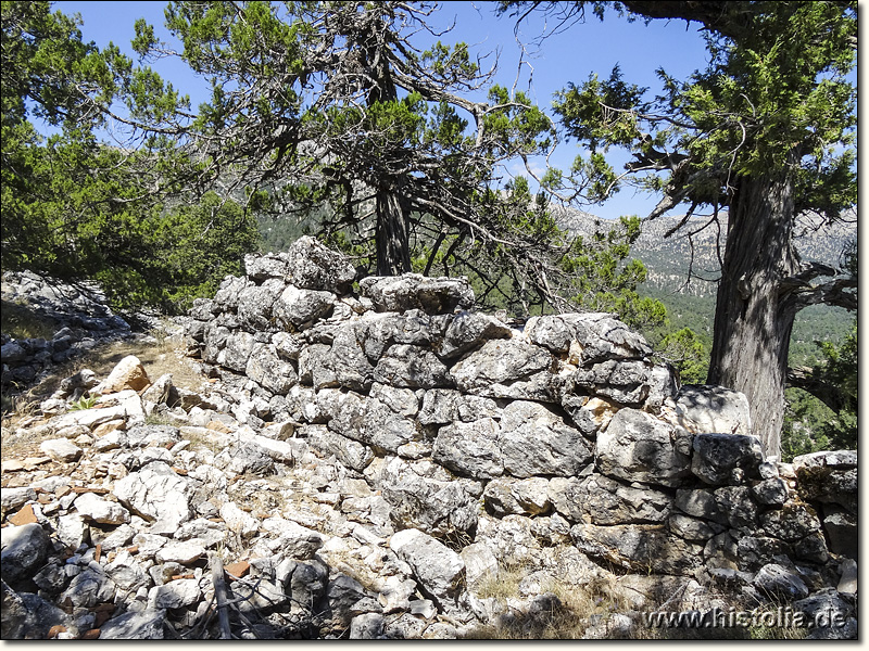 Kodrula in Pisidien - Reste der Wehrmauer oberhalb der östlichen Wohngebiete
