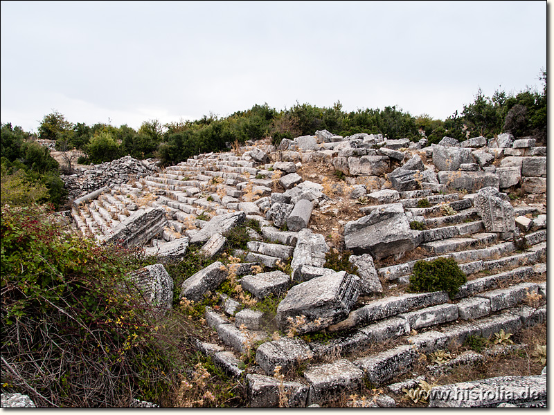 Kremna in Pisidien - Treppenaufgang zum Tempel und dessen Fundamente