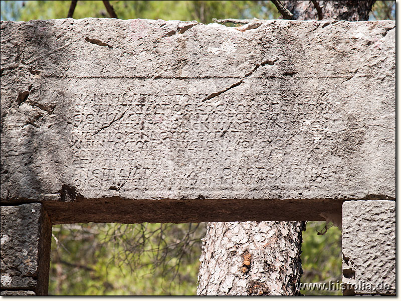 Sia in Pisidien - Inschrift über dem Eingang zu einem Tempel
