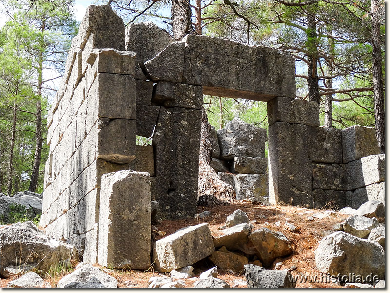Sia in Pisidien - Tempelgebäude in der Nekropole westlich des Akropolis-Berges