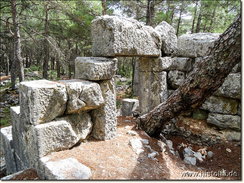 Sia in Pisidien - Tempelgebäude in der Nekropole westlich des Akropolis-Berges