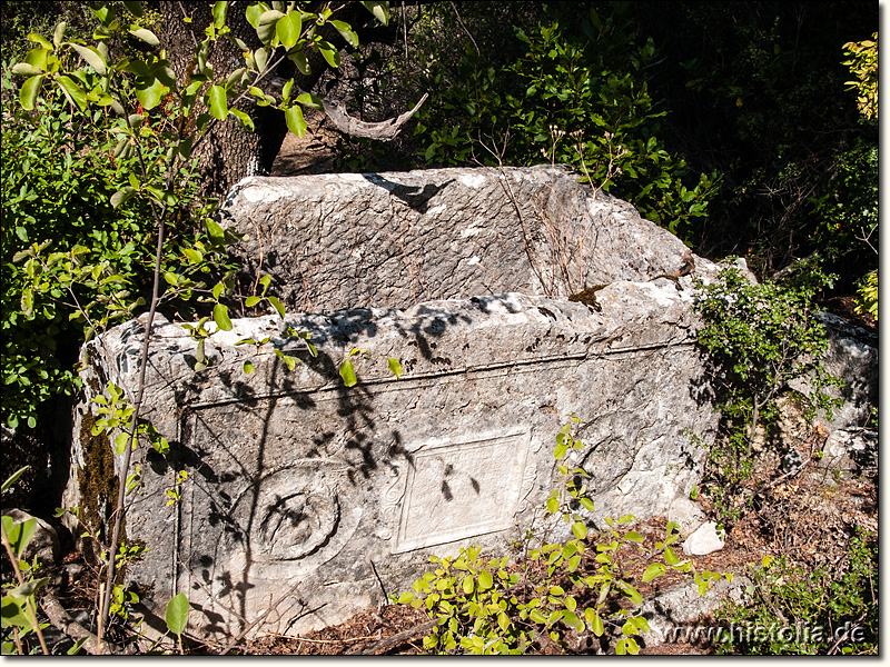 Trebenna in Pisidien - Sarkophag aus der West-Nekropole