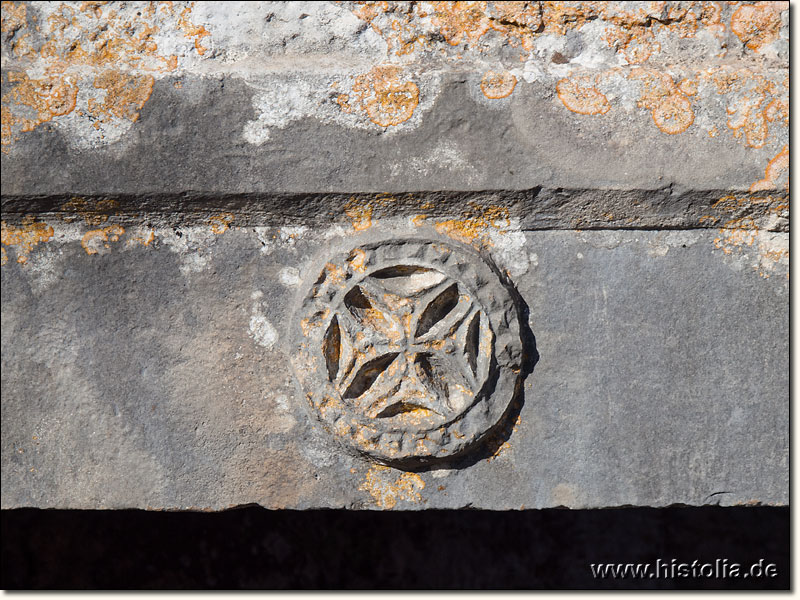 Alakilise in Lykien - Kreuz-Symbol auf einem Türsturz