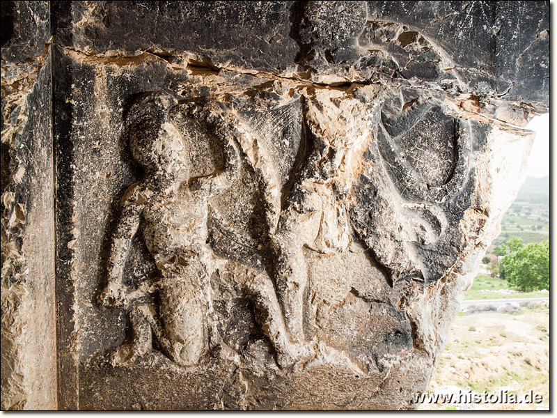 Grabmal bei Bezirgan in Lykien - Relief mit Kriegerdarstellung auf der rechten Seitenwange