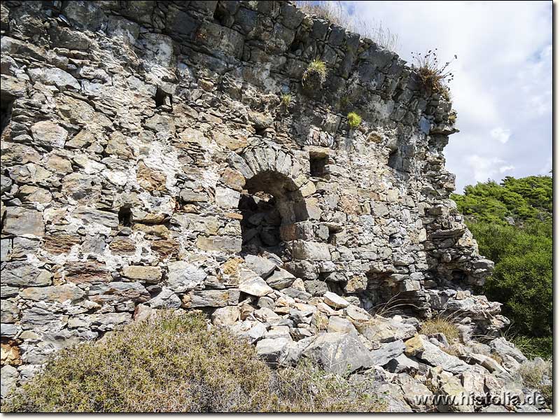 Biçkici Manastiri in Kilikien - Teils verstürtzte Wohn- und Arbeitsgebäude der Klosteranlage