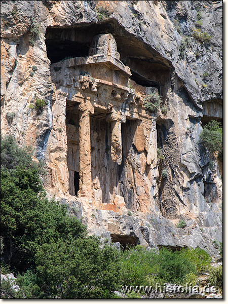 Felsengräber bei Dalyan in Karien - Felsengrab in der mittleren Felswand