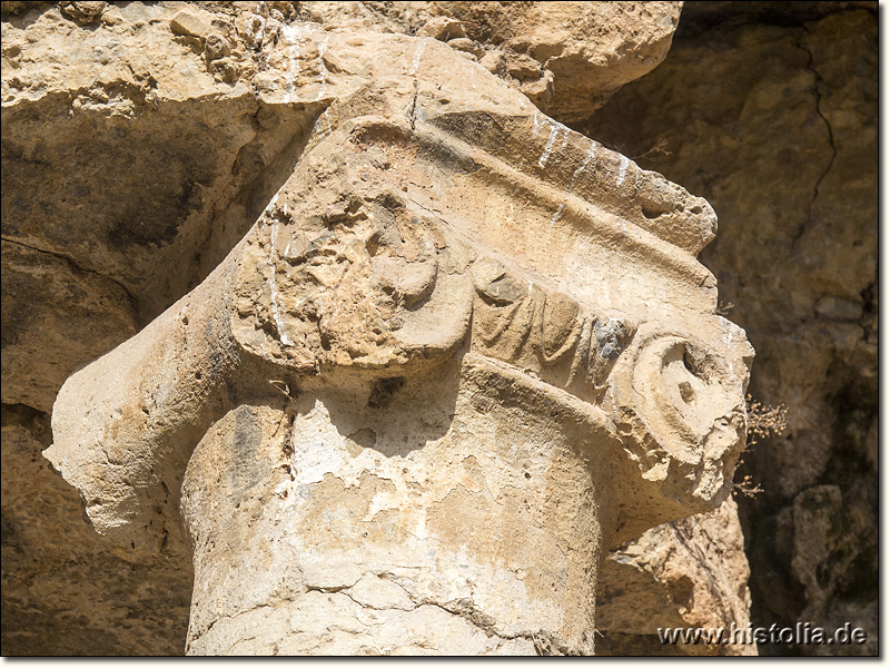Idyma in Karien - Ionisches Säulenkapitell an einem karischen Tempelgrab von Idyma