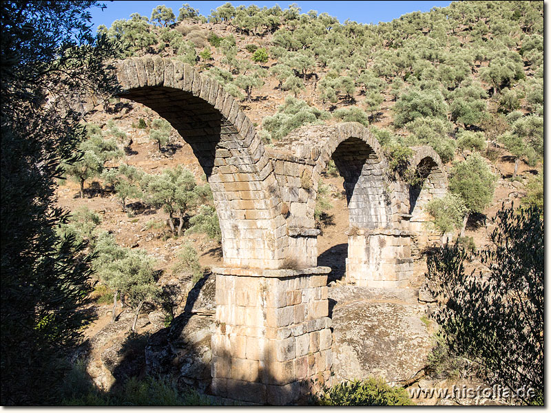 Kargi Kemer in Karien - Römisches Aquädukt als Teil der Wasserversorgung des nördlich gelegenen Ortes Alabanda