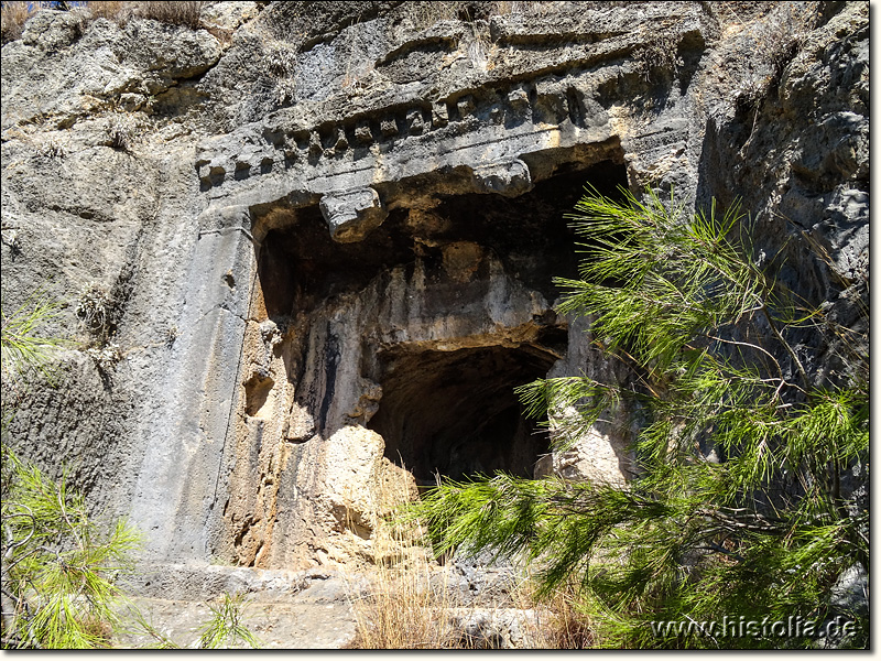 Krya in Karien - Ein einzelnes ionisches Tempelgrab oberhalb von Krya
